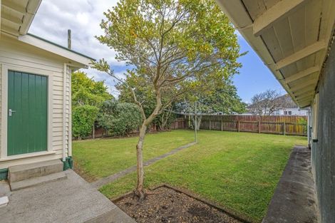 Photo of property in 23 Argyle Avenue, Takaro, Palmerston North, 4410