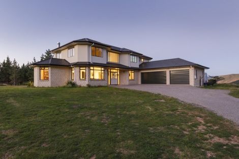 Photo of property in 302 Ngahere Park Road, Turitea, Palmerston North, 4472