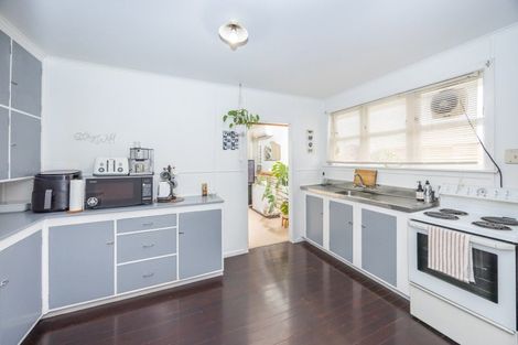 Photo of property in 43 Urlich Avenue, Melville, Hamilton, 3206