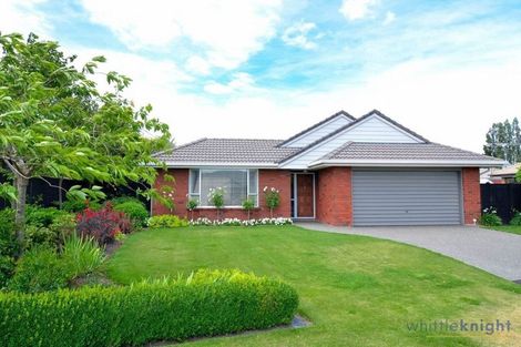 Photo of property in 8 Innisfree Place, Northwood, Christchurch, 8051