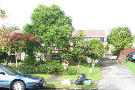 Photo of property in 34 Glennandrew Drive, Half Moon Bay, Auckland, 2012