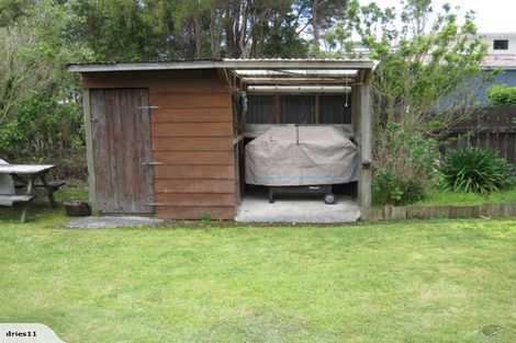 Photo of property in 17 Renata Road, Okiwi Bay, 7193