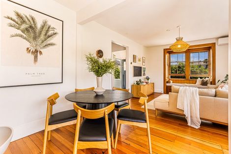 Photo of property in 1/5 Kotuku Street, Te Atatu Peninsula, Auckland, 0610