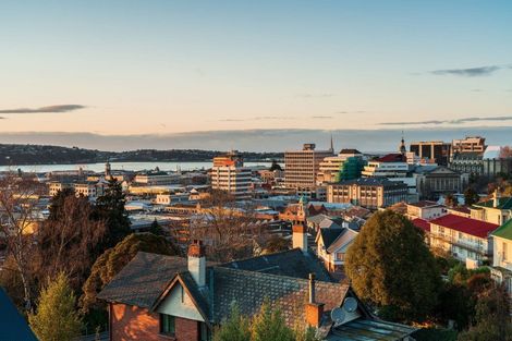 Photo of property in 4 Heriot Row, Dunedin Central, Dunedin, 9016