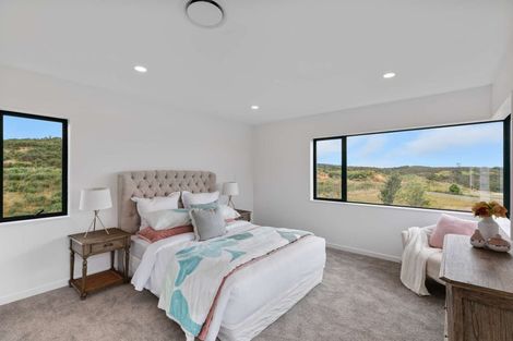 Photo of property in 4 Kauru Lane, Wainui, 0992