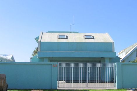 Photo of property in 43 Karewa Parade, Papamoa Beach, Papamoa, 3118