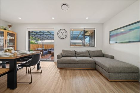 Photo of property in 21c Garrett Drive, Whalers Gate, New Plymouth, 4310
