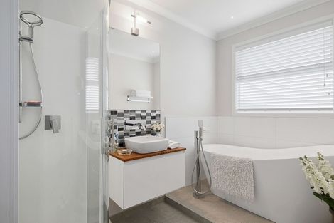 Photo of property in 15 Koi Crescent, Mapua, 7005