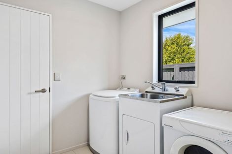 Photo of property in 10 Loxley Place, Lincoln, 7608