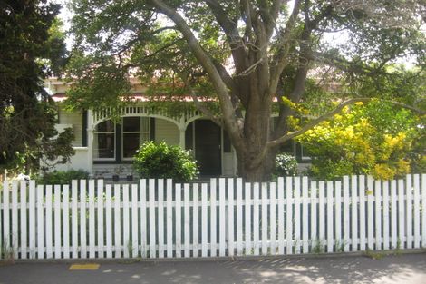 Photo of property in 15 Norwood Street, Beckenham, Christchurch, 8023
