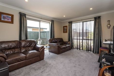 Photo of property in 17 Te Whariki Street, Marshland, Christchurch, 8083