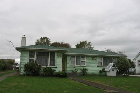 Photo of property in 62 Ellesmere Crescent, Highbury, Palmerston North, 4412