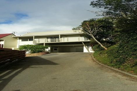 Photo of property in 9 Ridd Crescent, Karori, Wellington, 6012