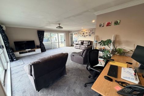 Photo of property in 21 Newmark Street, Bishopdale, Christchurch, 8053