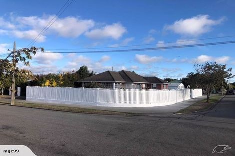 Photo of property in 70 Deepdale Street, Burnside, Christchurch, 8053