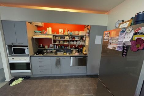 Photo of property in St Peters Apartments, 1c/192 Willis Street, Te Aro, Wellington, 6011