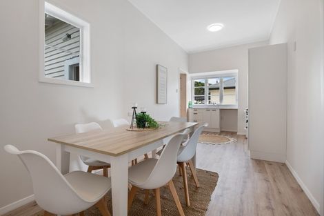 Photo of property in 85 Broadway, Stratford, 4332