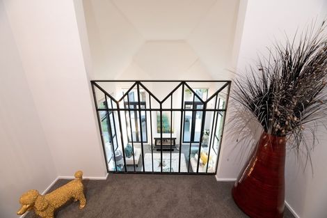 Photo of property in 61 Manor Park, Sunnyhills, Auckland, 2010