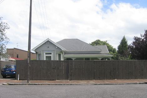 Photo of property in 26 Wairakei Street, Greenlane, Auckland, 1051