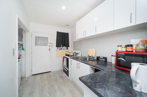 Photo of property in 2/630 Main Street, Palmerston North, 4414