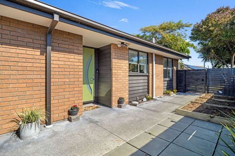 Photo of property in 2/96 Palmers Road, New Brighton, Christchurch, 8083