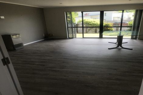 Photo of property in 193 Westchester Drive, Churton Park, Wellington, 6037