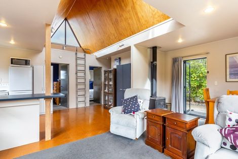 Photo of property in 16 Hoani Place, Kuratau, Turangi, 3381