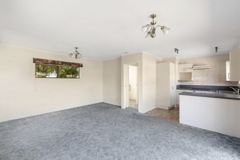 Photo of property in 3/30 Leighton Avenue, Waiwhetu, Lower Hutt, 5010