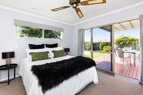 Photo of property in 6 Rosehill Way, Taradale, Napier, 4112