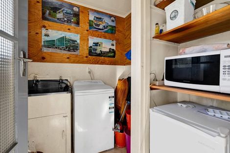 Photo of property in 44 Reid Avenue, Hawera, 4610