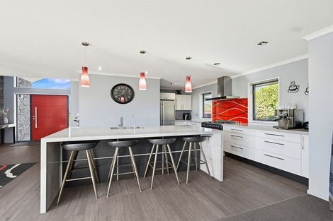 Photo of property in 13 Raymond Place, West Melton, 7618