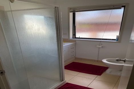 Photo of property in 9 Kumar Place, The Gardens, Auckland, 2105