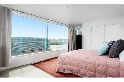 Photo of property in 1340 Papamoa Beach Road, Papamoa Beach, Papamoa, 3118