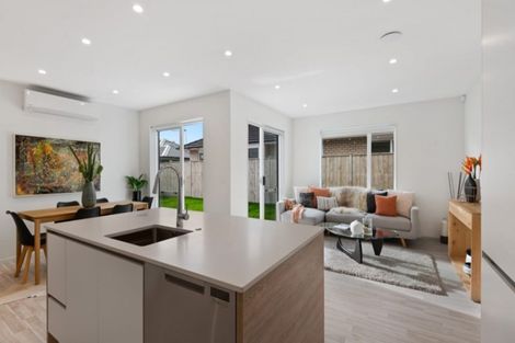 Photo of property in 23 Waituarua Drive, Takanini, 2112