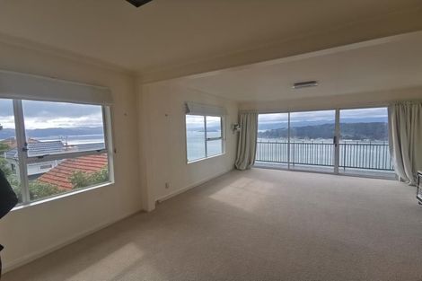 Photo of property in 33a Roseneath Terrace, Roseneath, Wellington, 6011