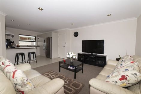 Photo of property in 56a Buscomb Avenue, Henderson, Auckland, 0610