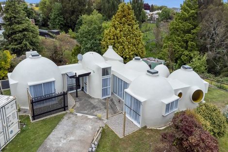 Photo of property in 17 Chartwell Drive, Eltham, 4322