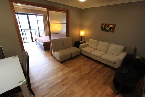 Photo of property in The Metropolis Apartments, 2710/1 Courthouse Lane, Auckland Central, Auckland, 1010