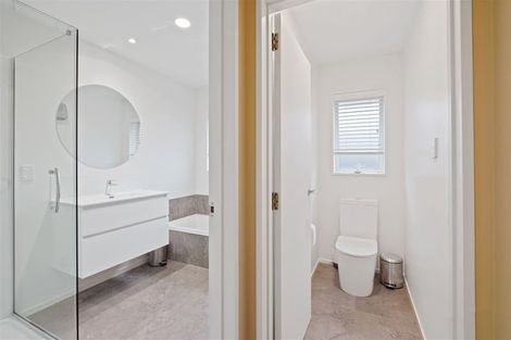 Photo of property in 43 Apsley Drive, Avonhead, Christchurch, 8042