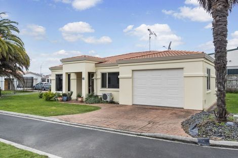 Photo of property in 4 Sudbury Court, Rototuna North, Hamilton, 3210