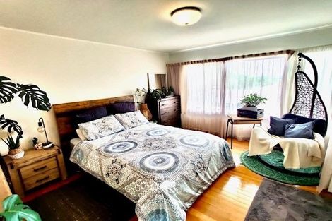 Photo of property in 4b Corrella Road, Belmont, Auckland, 0622