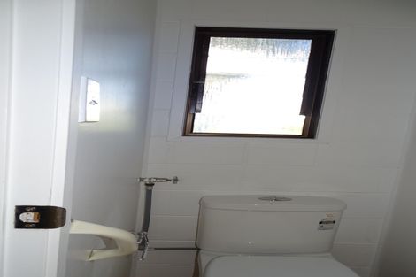 Photo of property in 3/59 Norwood Road, Bayswater, Auckland, 0622