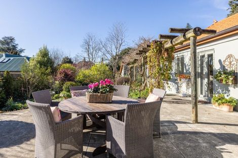 Photo of property in 65 Lucknow Road, Havelock North, 4130