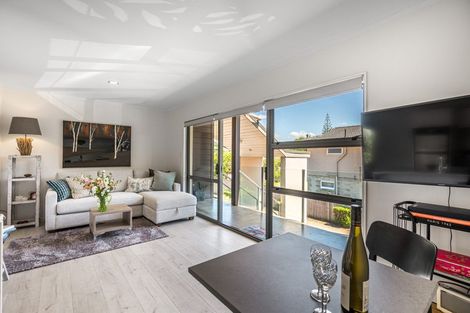 Photo of property in 7/420a Hibiscus Coast Highway, Orewa, 0931