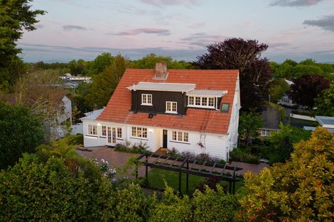 Photo of property in 9 Oakley Avenue, Claudelands, Hamilton, 3214