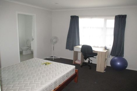 Photo of property in 10/19 Abbotsford Street, Whitiora, Hamilton, 3200