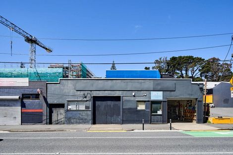 Photo of property in 77 Adelaide Road, Dannevirke, 4978