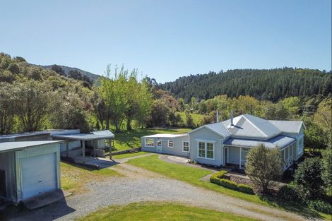 Photo of property in 71 Hoeke Road, Carrington, Carterton, 5791