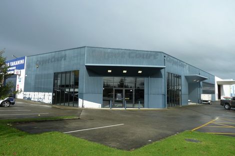 Photo of property in 1/221 Great South Road, Takanini, Drury, 2112