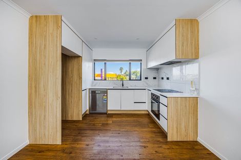 Photo of property in 4/25 Griffen Park Road, Mount Roskill, Auckland, 1041